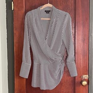 TROUVÉ Chelsea28 long sleeve wrap blouse in black/white stripe